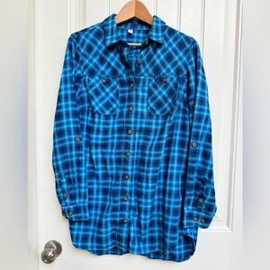 NWOT Cotton/Poly Blend Blue Flannel Plaid Button Up Shirt w Adjustable Sleeve. M